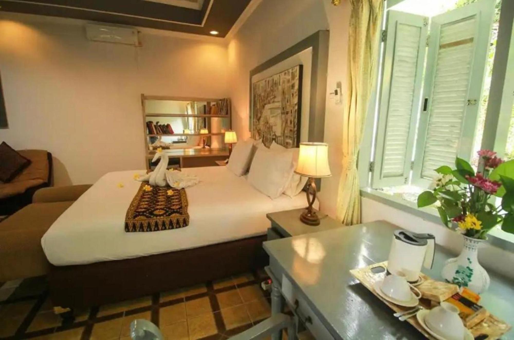 Attara Heritage Senggigi Exterior photo