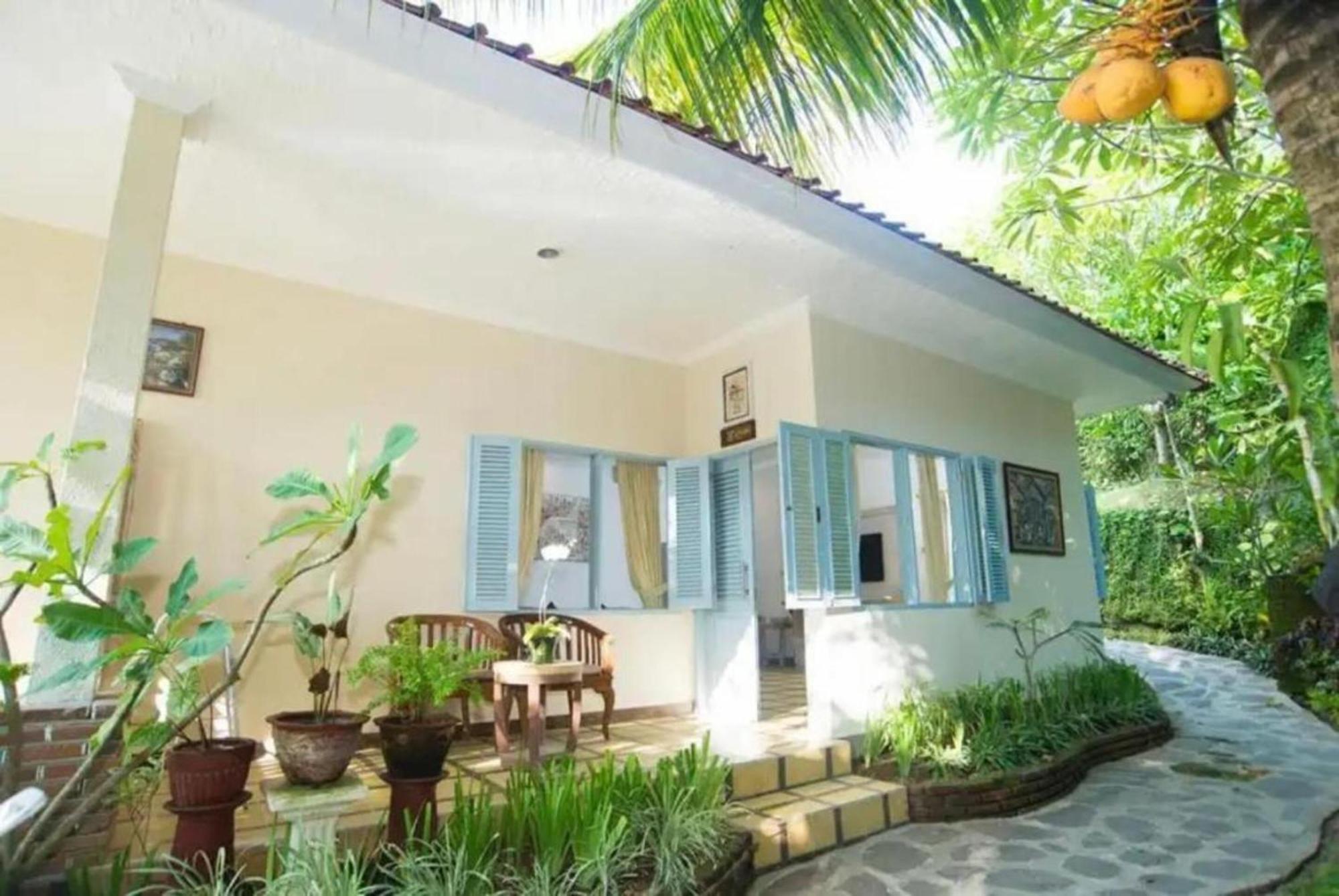 Attara Heritage Senggigi Exterior photo