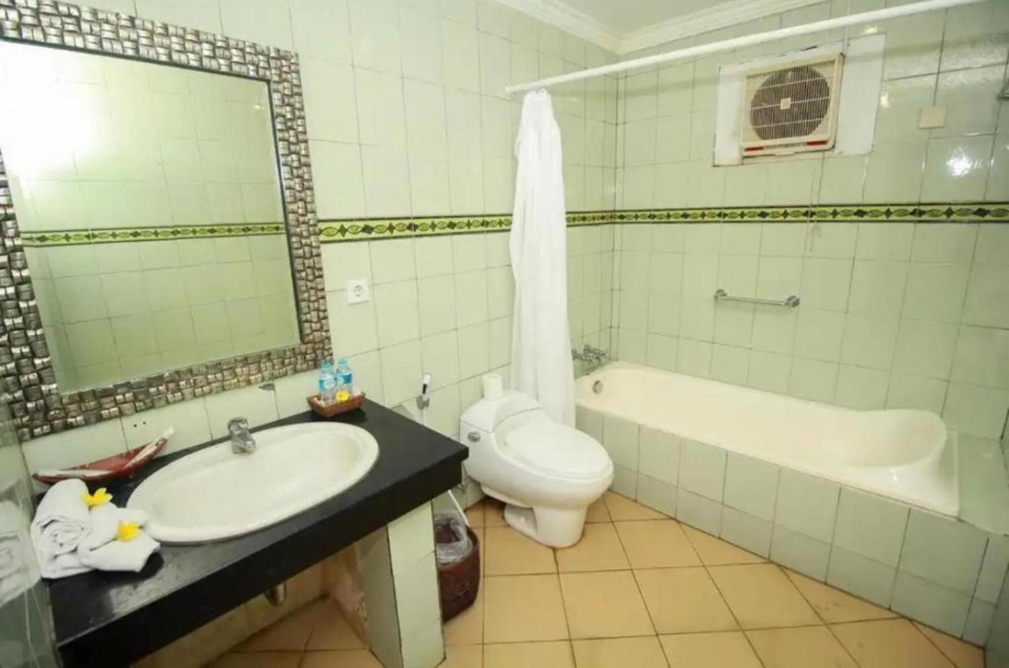 Attara Heritage Senggigi Exterior photo